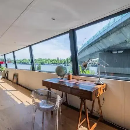 Before Making A Request, Read My Host Profile At Bottom Of Page # 250 M2 House On Water Apartamento Saint-Cloud
